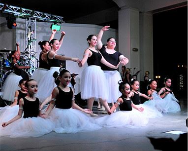 Ballet dancers posing